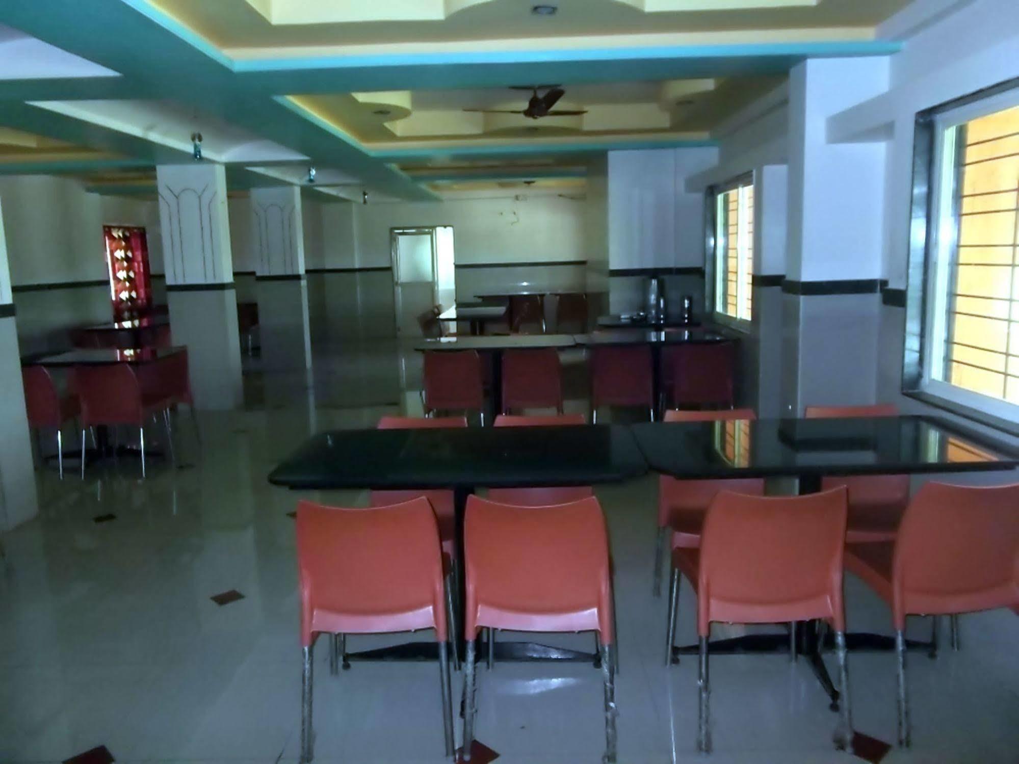 Hotel Rajyog Ranjangaon Ganpati Eksteriør bilde