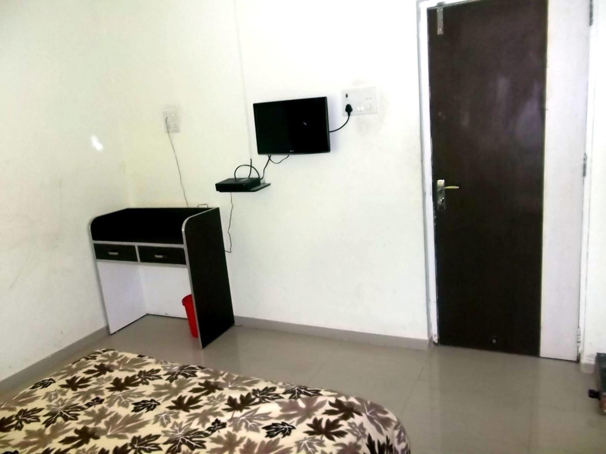 Hotel Rajyog Ranjangaon Ganpati Eksteriør bilde