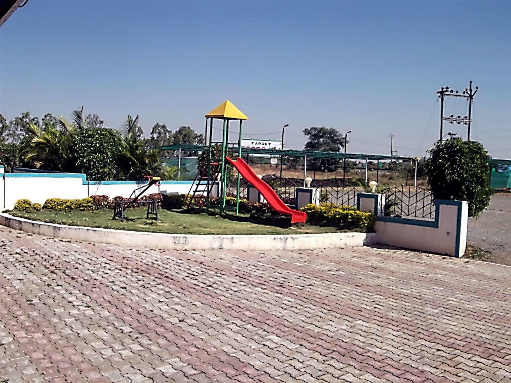Hotel Rajyog Ranjangaon Ganpati Eksteriør bilde